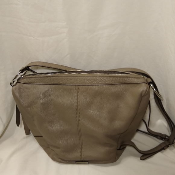 Handbag - Picture 2 of 4